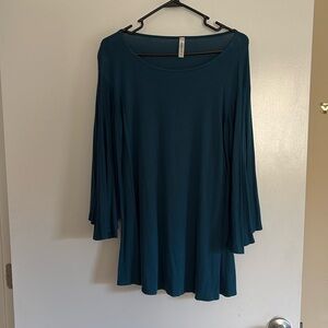 Flowy top